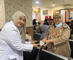 Penyuluhan Cancer Center & Terapi Stem Cell bersama dr. Julia Allen Rica, MARS, FISQua, CHAE, CHCM