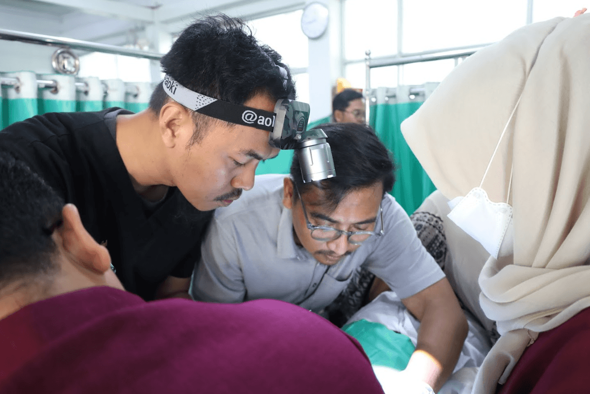 Tim Dokter Khitan Massal