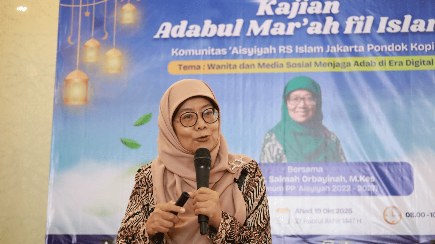 Kajian Adabul Mar'ah fil Islam oleh dr. Salmah Orbayinah, M.Kes